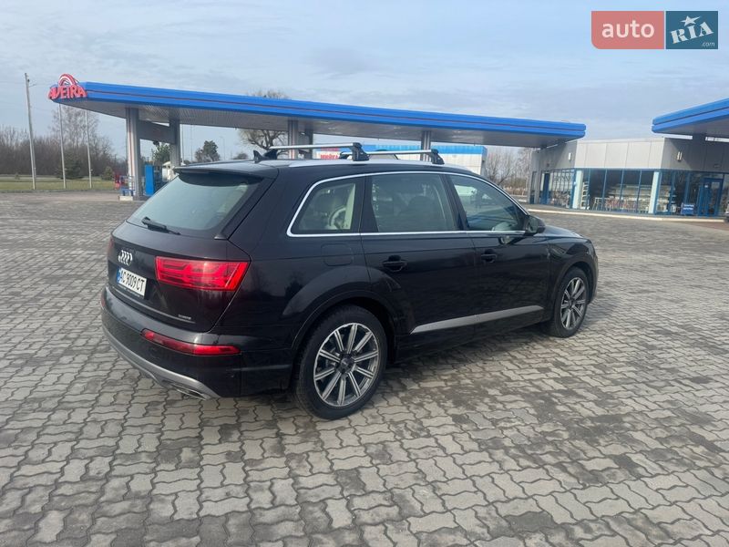 Позашляховик / Кросовер Audi Q7 2016 в Львові