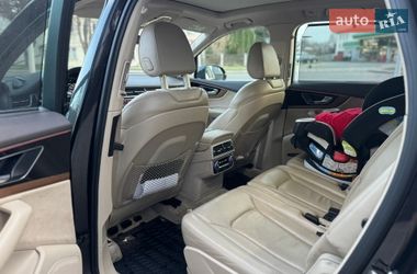 Позашляховик / Кросовер Audi Q7 2016 в Львові