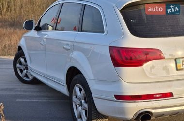 Позашляховик / Кросовер Audi Q7 2013 в Києві