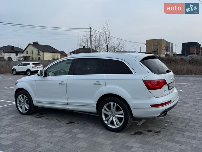 Внедорожник / Кроссовер Audi Q7 2015 в Виннице