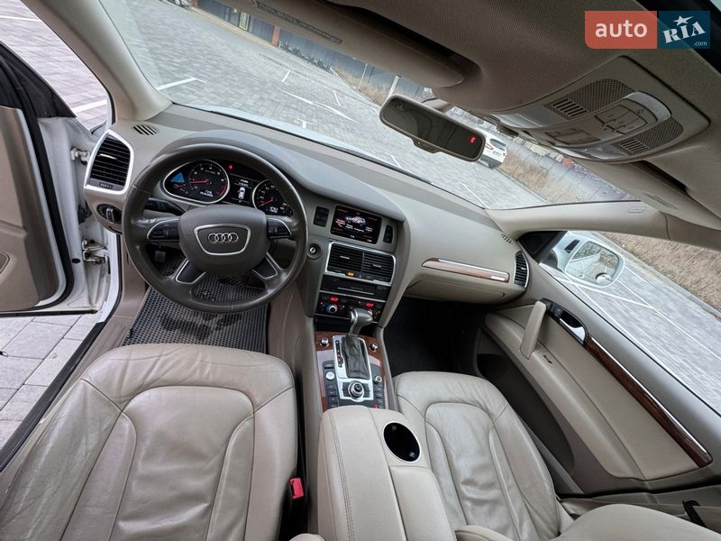 Внедорожник / Кроссовер Audi Q7 2015 в Виннице