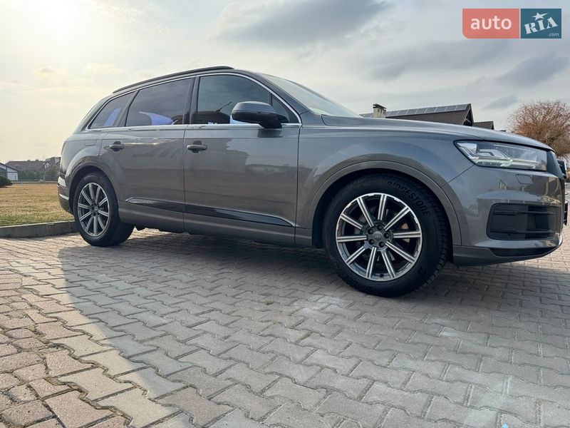 Внедорожник / Кроссовер Audi Q7 2017 в Киеве фото 3 Внедорожник / Кроссовер Audi Q7 2017 в Киеве