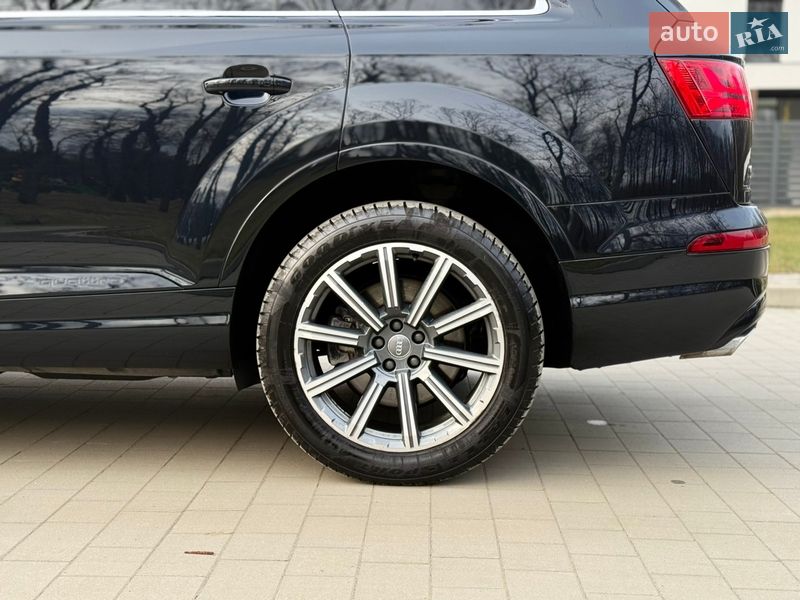 Внедорожник / Кроссовер Audi Q7 2016 в Ковеле
