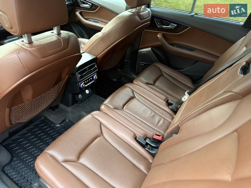 Внедорожник / Кроссовер Audi Q7 2016 в Ковеле