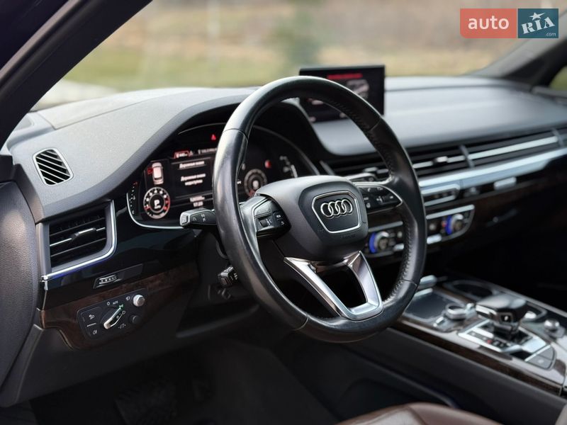 Внедорожник / Кроссовер Audi Q7 2016 в Ковеле