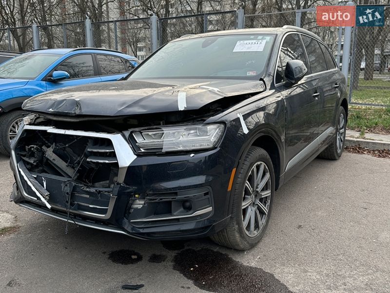 Внедорожник / Кроссовер Audi Q7 2017 в Львове