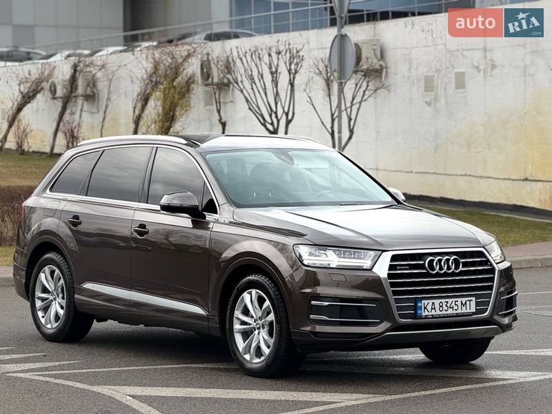 Внедорожник / Кроссовер Audi Q7 2017 в Киеве