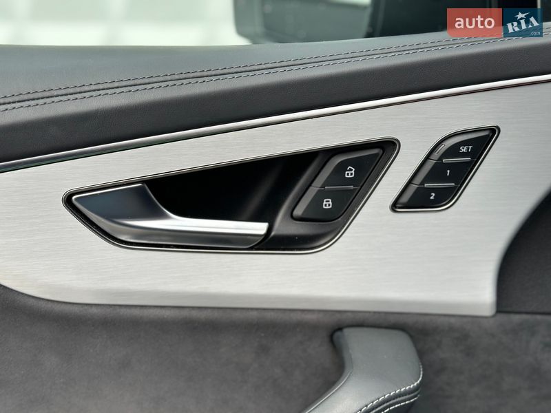 Позашляховик / Кросовер Audi Q7 2023 в Києві фото 21 Позашляховик / Кросовер Audi Q7 2023 в Києві