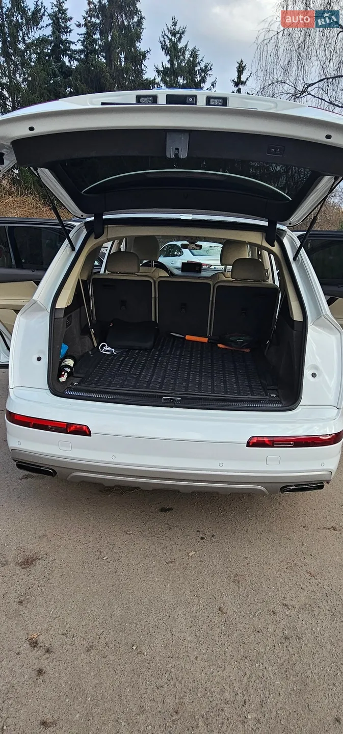 2016 Audi Q7 - мініатюра 8