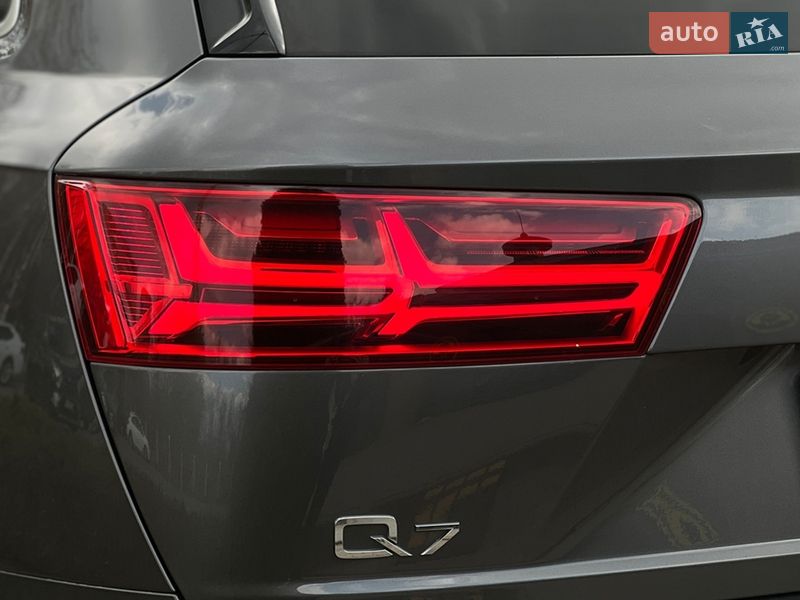Внедорожник / Кроссовер Audi Q7 2018 в Львове