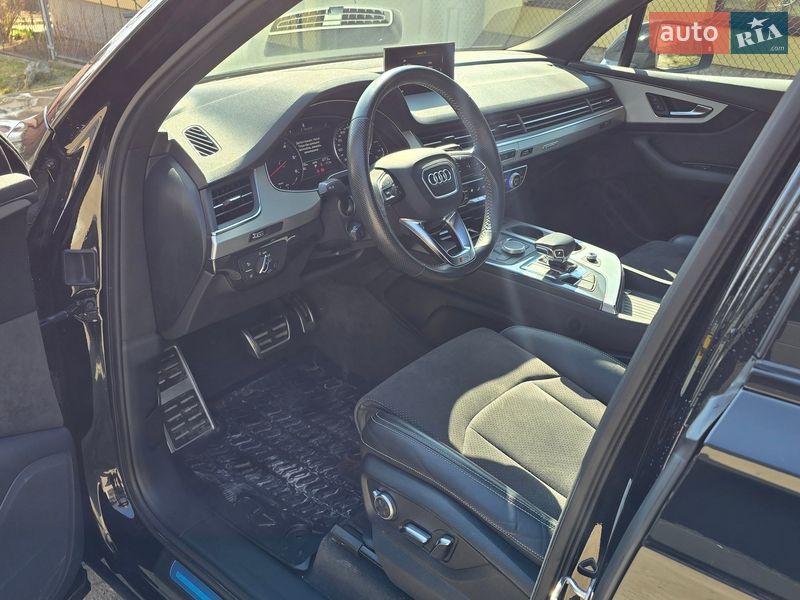 Позашляховик / Кросовер Audi Q7 2017 в Тернополі фото 12 Позашляховик / Кросовер Audi Q7 2017 в Тернополі