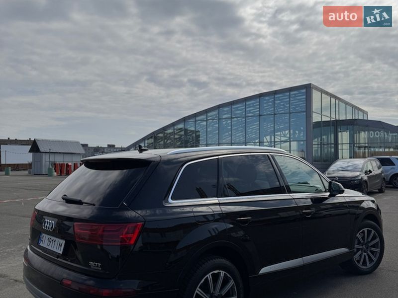 Внедорожник / Кроссовер Audi Q7 2017 в Киеве