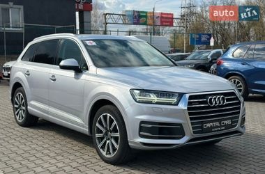 Позашляховик / Кросовер Audi Q7 2017 в Луцьку