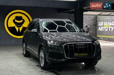 Внедорожник / Кроссовер Audi Q7 2023 в Черновцах