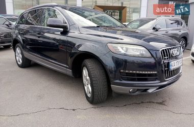 Позашляховик / Кросовер Audi Q7 2011 в Києві