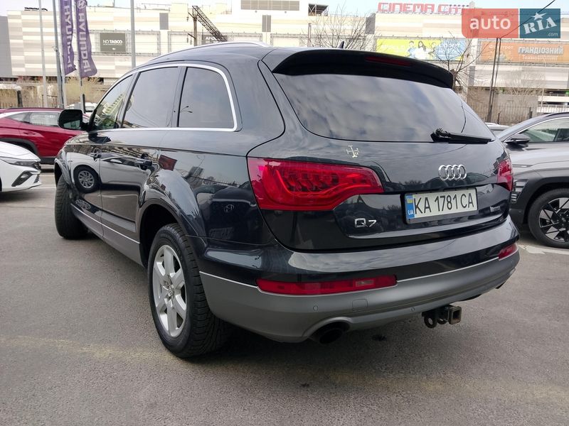 Внедорожник / Кроссовер Audi Q7 2011 в Киеве
