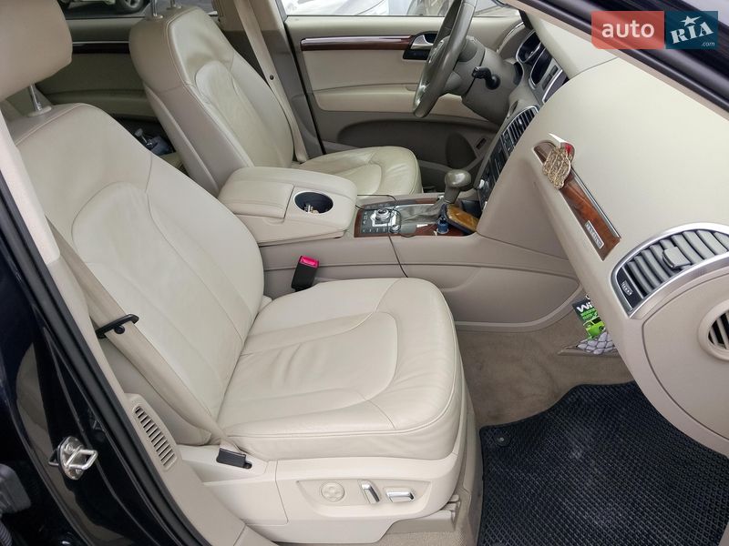 Внедорожник / Кроссовер Audi Q7 2011 в Киеве