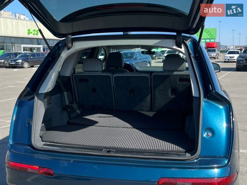 Позашляховик / Кросовер Audi Q7 2019 в Києві фото 22 Позашляховик / Кросовер Audi Q7 2019 в Києві
