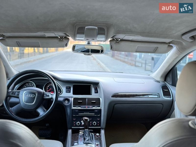 Внедорожник / Кроссовер Audi Q7 2010 в Чернигове