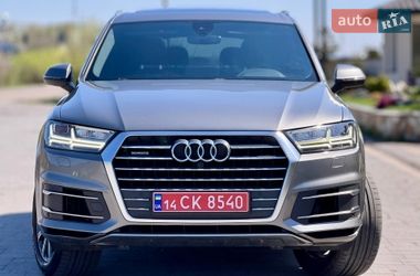Внедорожник / Кроссовер Audi Q7 2017 в Хусте