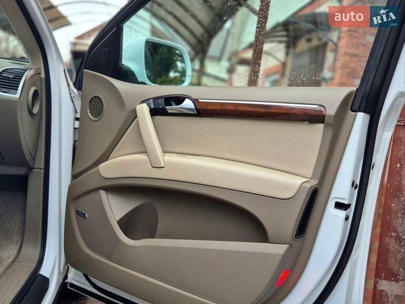 Позашляховик / Кросовер Audi Q7 2010 в Запоріжжі фото 69 Позашляховик / Кросовер Audi Q7 2010 в Запоріжжі
