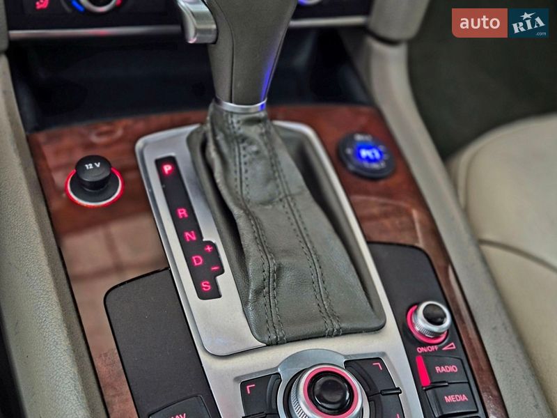 Позашляховик / Кросовер Audi Q7 2010 в Запоріжжі фото 105 Позашляховик / Кросовер Audi Q7 2010 в Запоріжжі