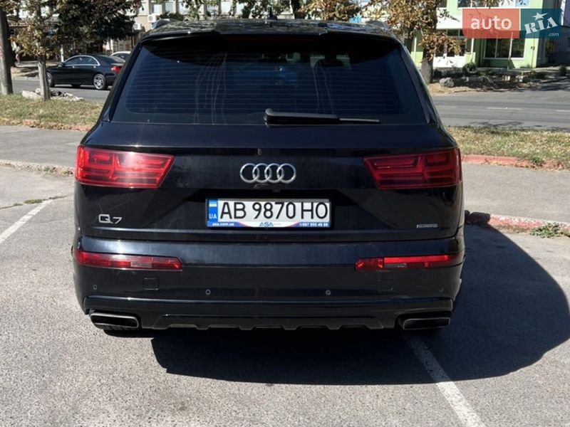 Внедорожник / Кроссовер Audi Q7 2016 в Житомире