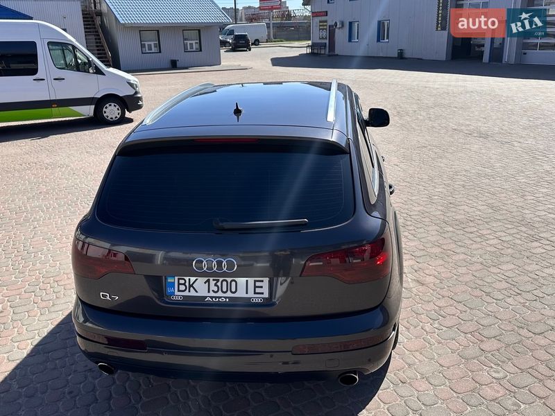 Внедорожник / Кроссовер Audi Q7 2007 в Ровно