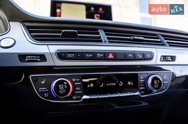 Позашляховик / Кросовер Audi Q7 2017 в Львові