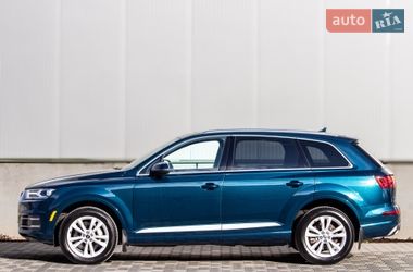 Позашляховик / Кросовер Audi Q7 2017 в Львові