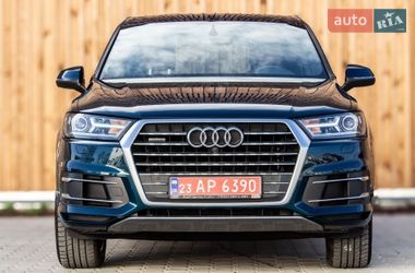 Позашляховик / Кросовер Audi Q7 2017 в Львові