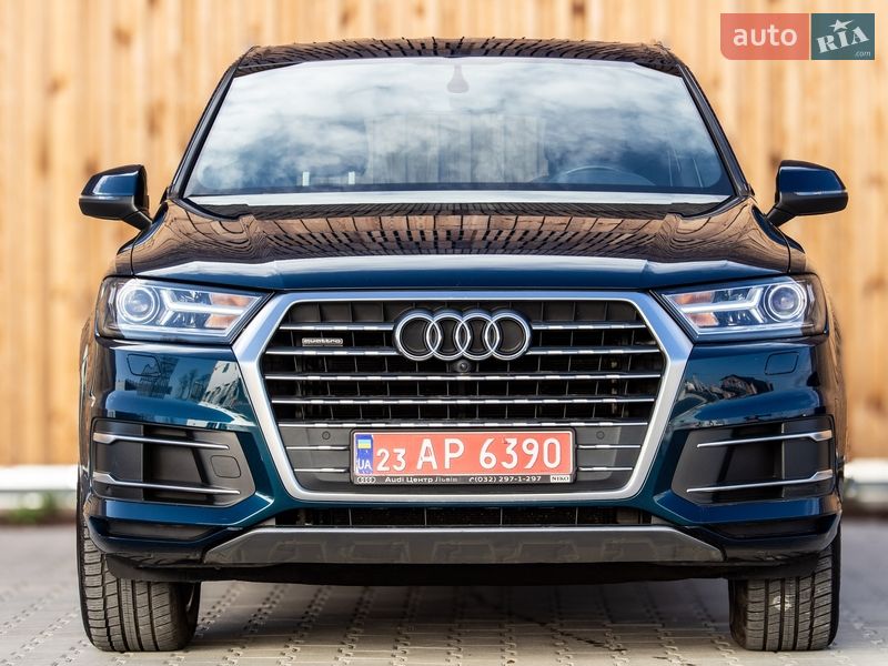 Позашляховик / Кросовер Audi Q7 2017 в Львові