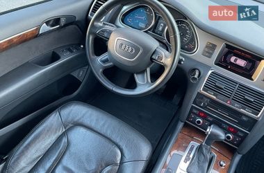 Позашляховик / Кросовер Audi Q7 2012 в Києві