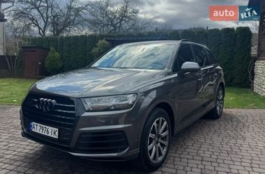 Позашляховик / Кросовер Audi Q7 2018 в Косові