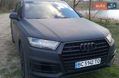 Внедорожник / Кроссовер Audi Q7 2017 в Подволочиске