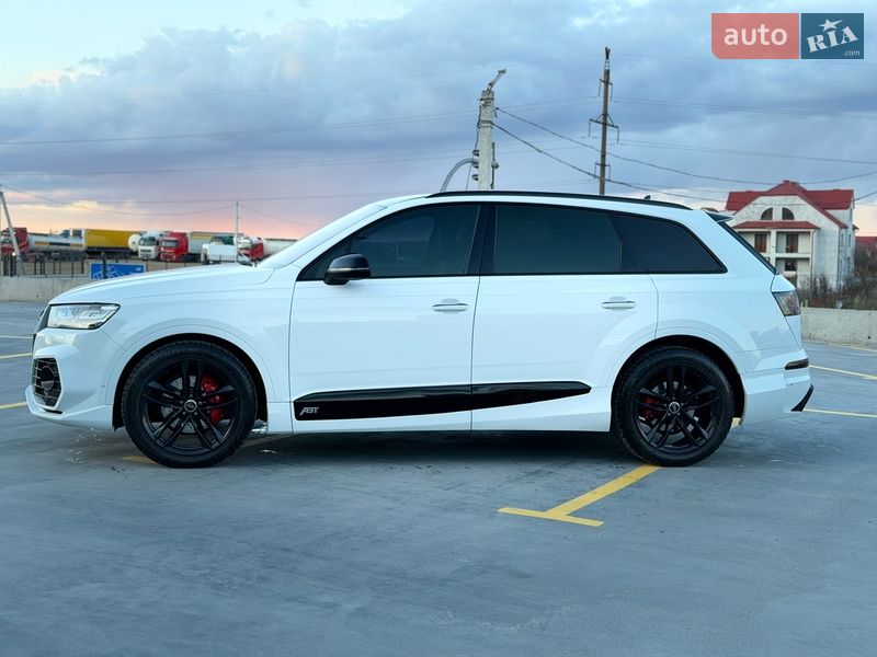 Позашляховик / Кросовер Audi Q7 2016 в Тернополі