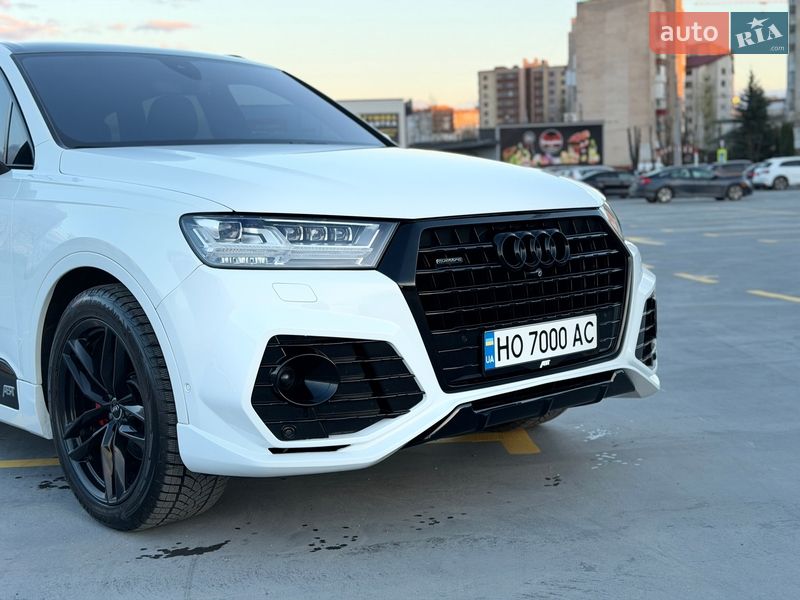 Позашляховик / Кросовер Audi Q7 2016 в Тернополі