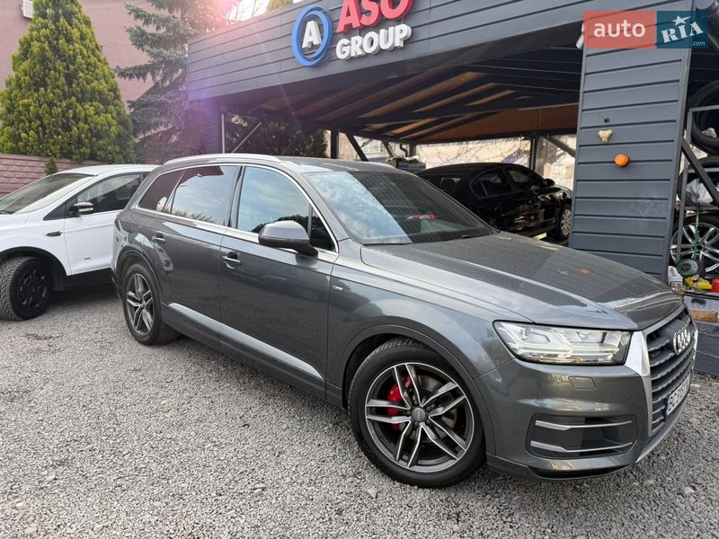 Внедорожник / Кроссовер Audi Q7 2017 в Львове