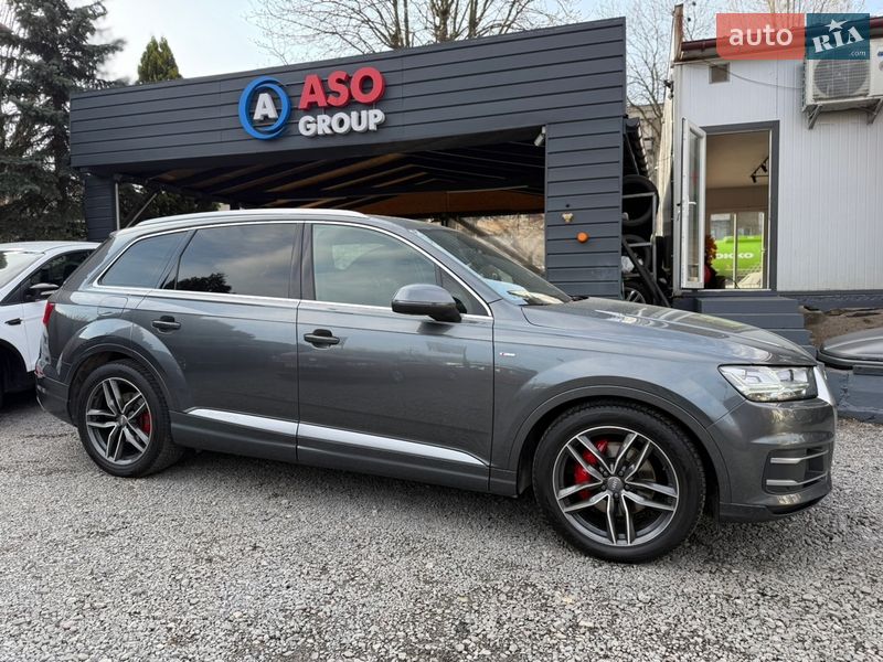 Внедорожник / Кроссовер Audi Q7 2017 в Львове