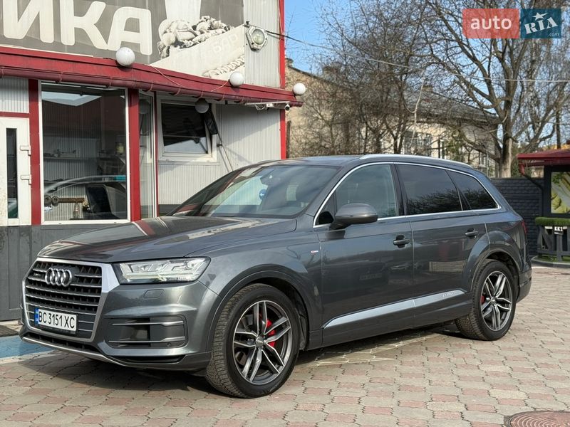 Внедорожник / Кроссовер Audi Q7 2017 в Львове