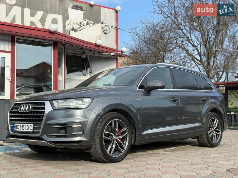 Внедорожник / Кроссовер Audi Q7 2017 в Львове
