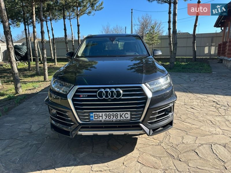 Audi Q7 2015