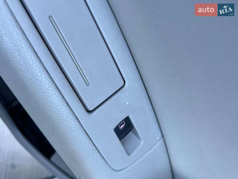 Позашляховик / Кросовер Audi Q7 2010 в Львові