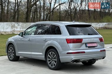 Позашляховик / Кросовер Audi Q7 2018 в Луцьку