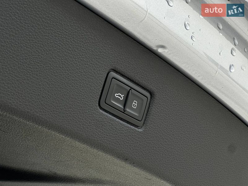 Позашляховик / Кросовер Audi Q7 2018 в Луцьку