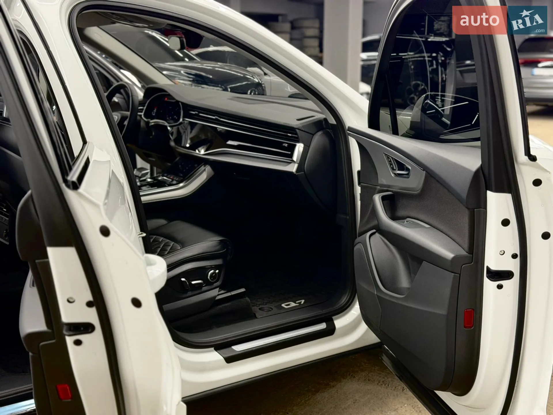 2023 Audi Q7 - мініатюра 16
