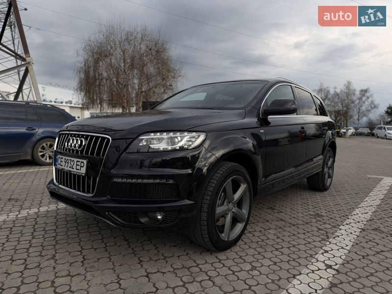 Внедорожник / Кроссовер Audi Q7 2015 в Черновцах