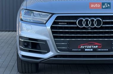 Внедорожник / Кроссовер Audi Q7 2017 в Мукачево