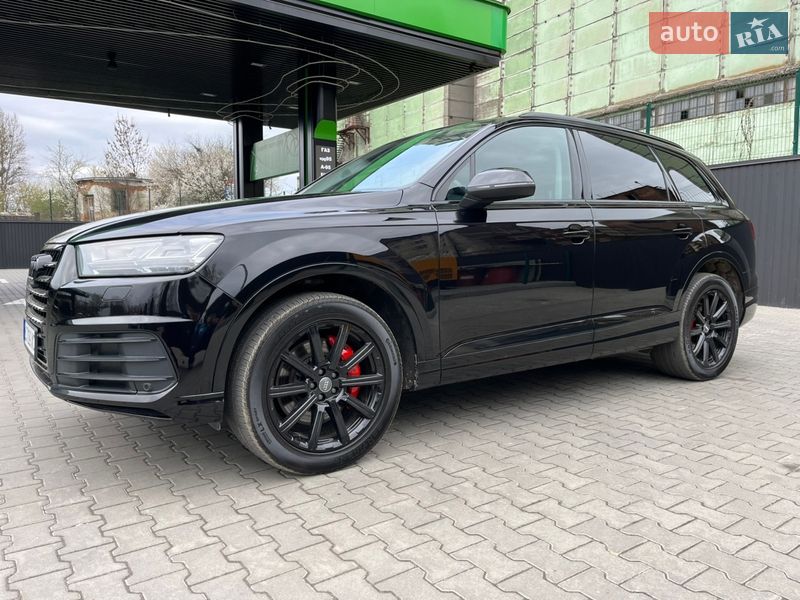 Позашляховик / Кросовер Audi Q7 2017 в Львові