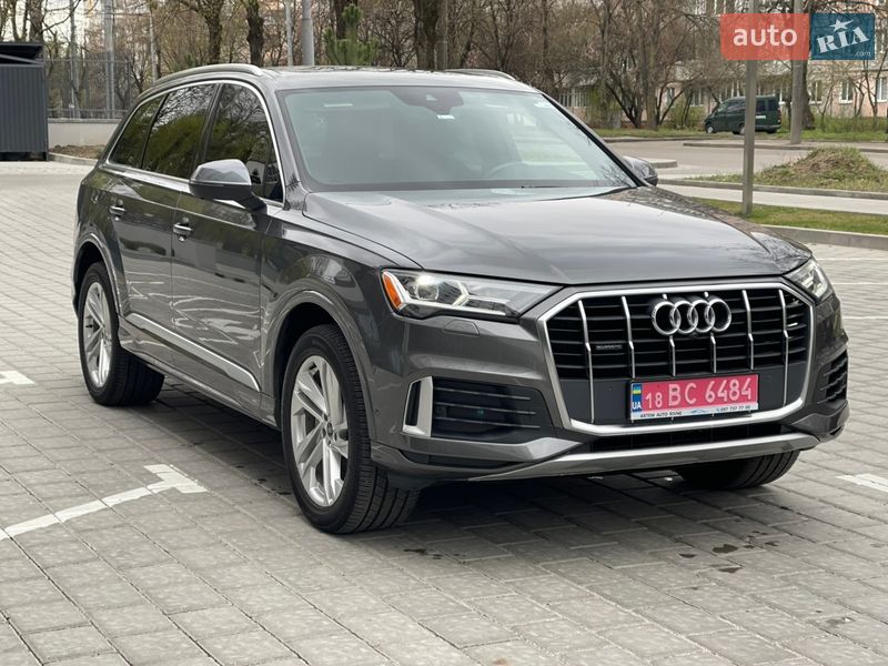 Внедорожник / Кроссовер Audi Q7 2021 в Ровно